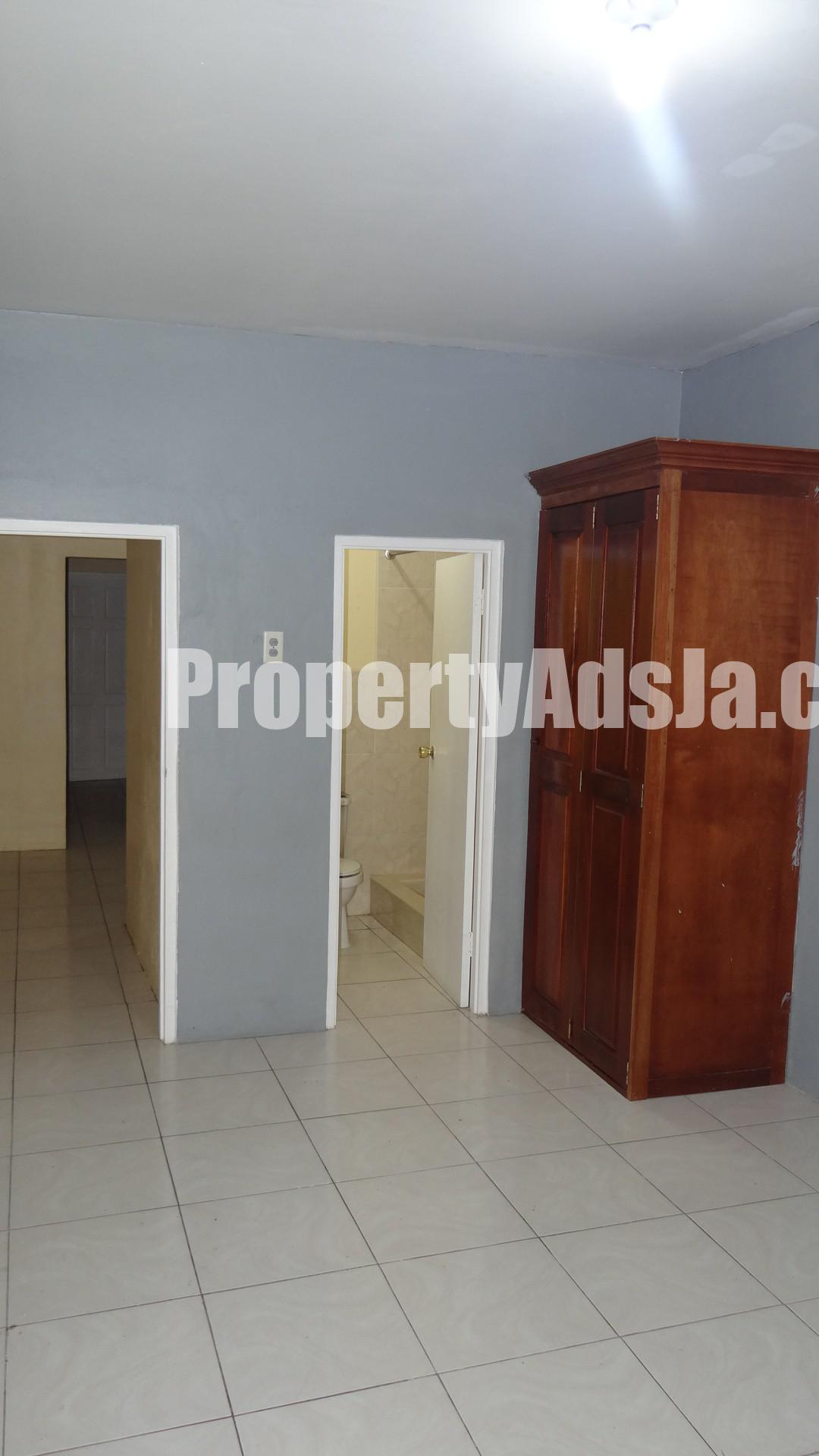 House For Rent in Pembroke Hall, Kingston / St. Andrew Jamaica