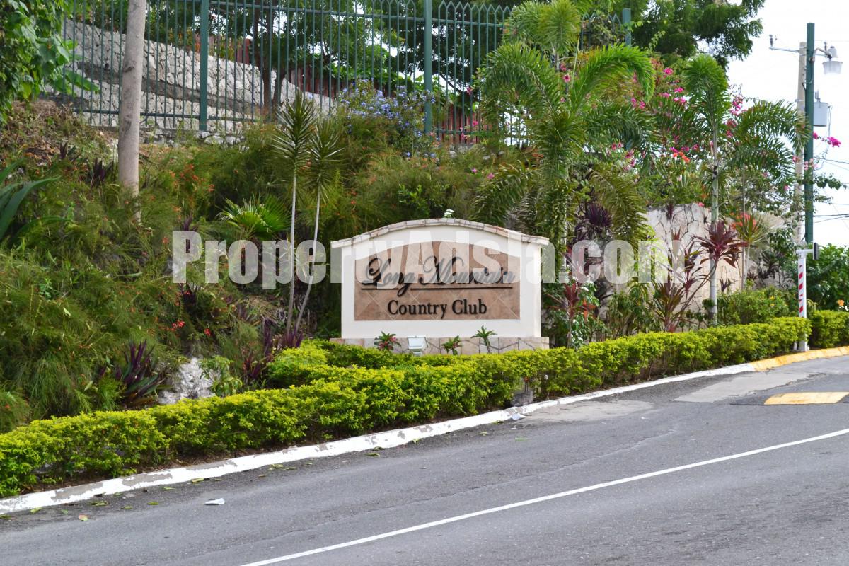 Apartment For Rent in Long Mountain Country Clubuntain Country Club