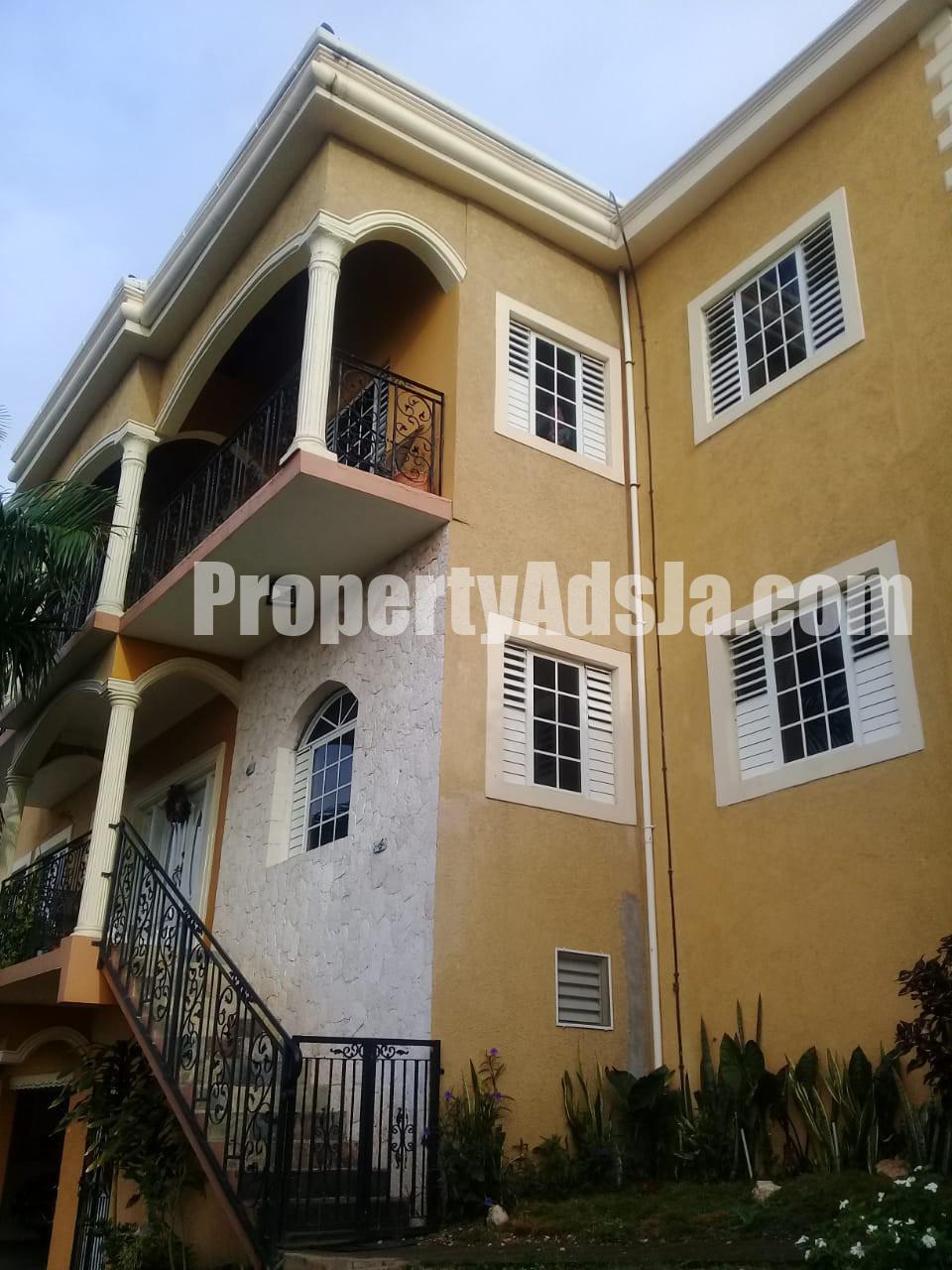 House For Sale in Plantation Heights, Kingston / St. Andrew Jamaica