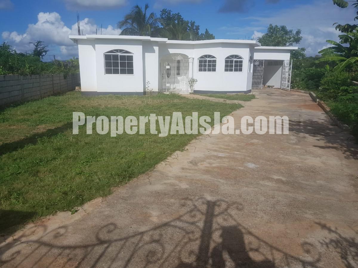 House For Rent in Green Acres, St. Catherine Jamaica