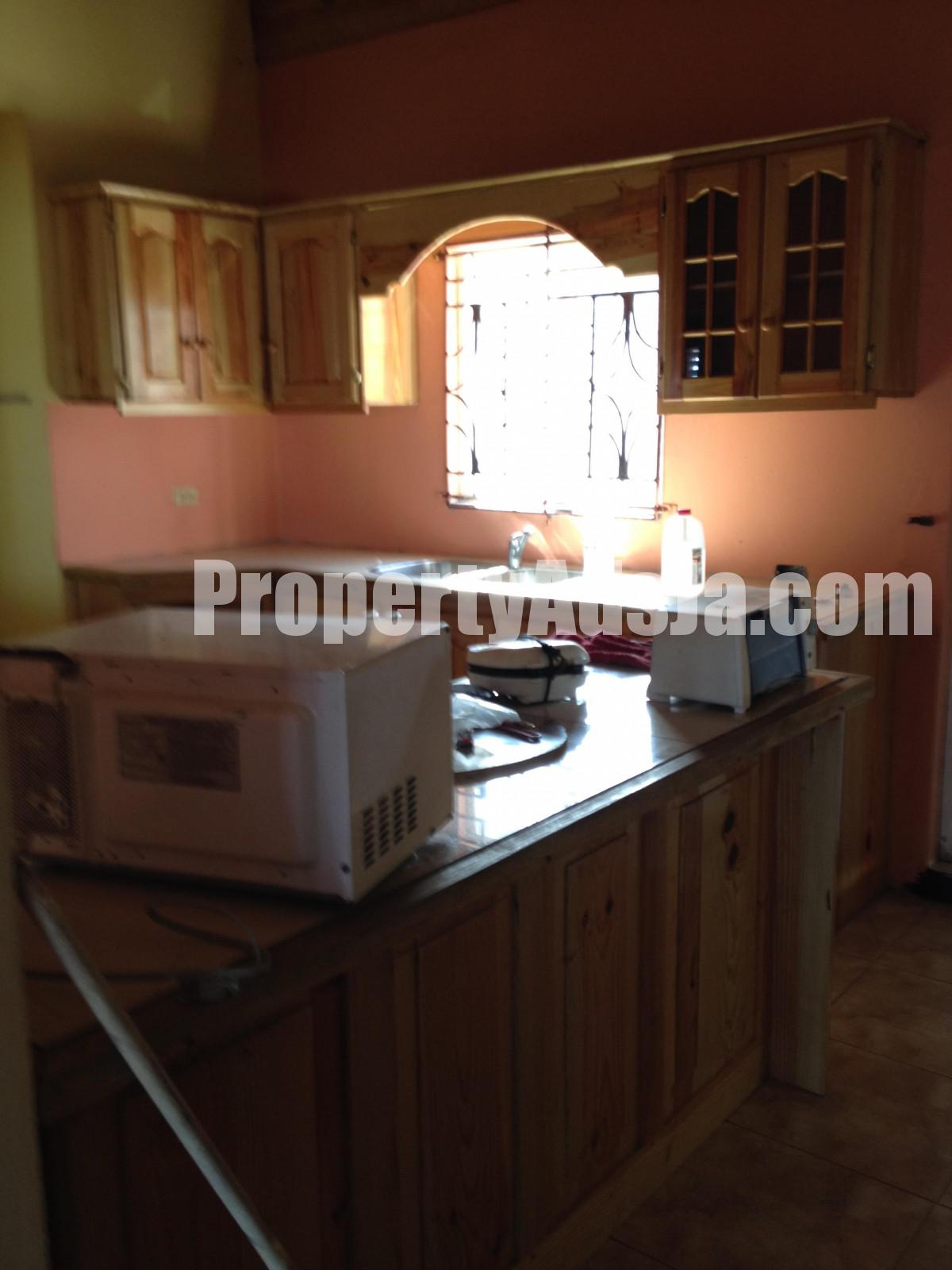 House For Sale in Bellevue Heights, St. Catherine Jamaica