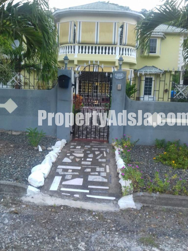 Townhouse For Sale in Morant Bay, St. Thomas Jamaica