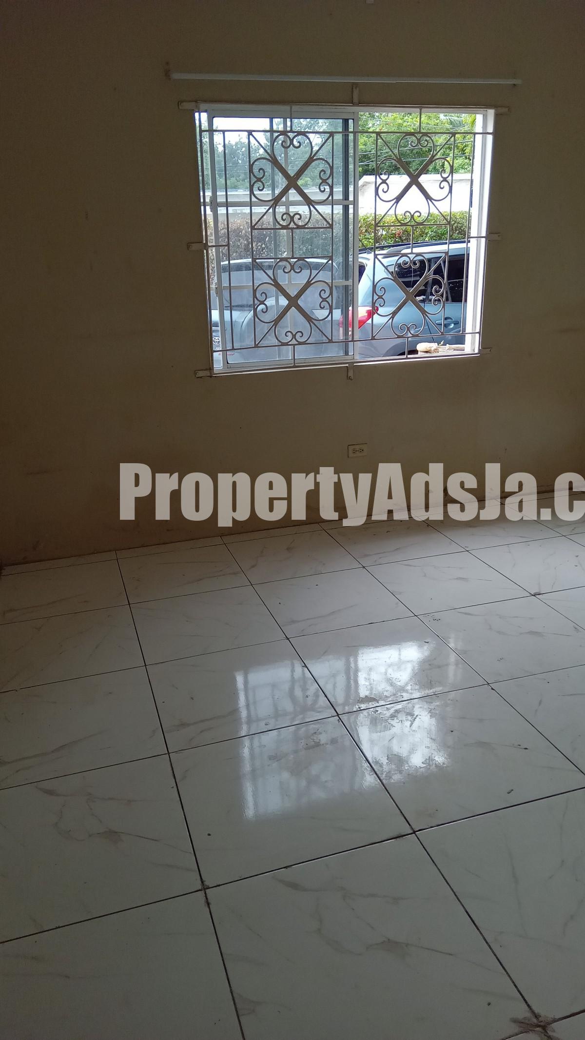 House For Rent in Molynes, Kingston / St. Andrew Jamaica