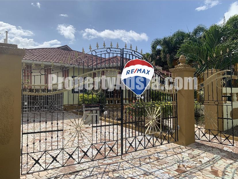 House For Sale in Palmers Cross, Clarendon Jamaica