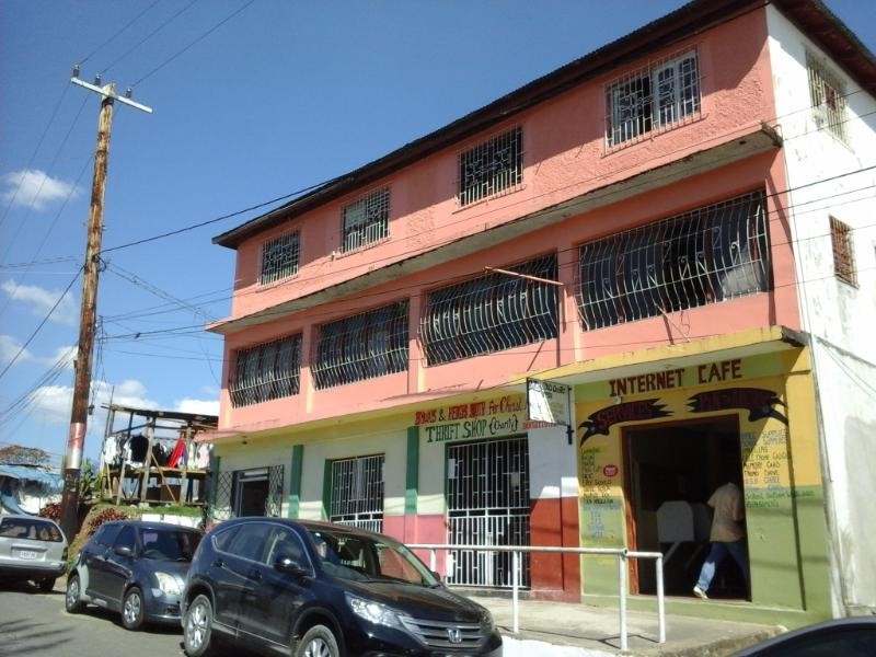 Commercial building For Sale in Clarendon, Clarendon Jamaica