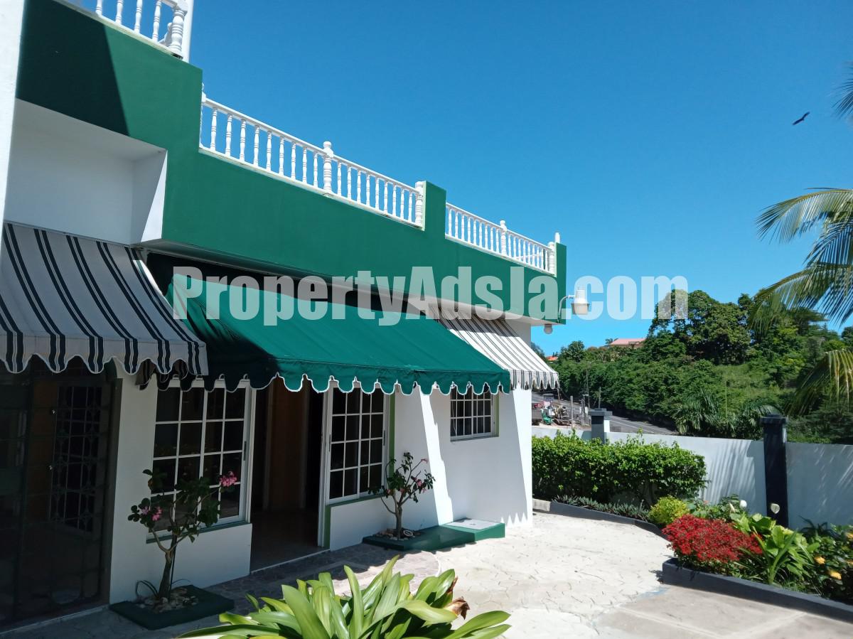 House For Sale in TOWER ISLE, St. Mary Jamaica