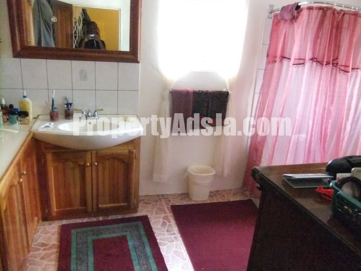 House For Sale in Moneague, St. Ann Jamaica