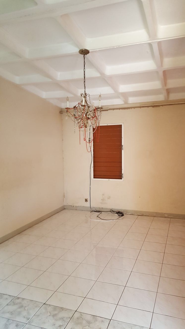 House For Sale in HUGHENDEN, Kingston / St. Andrew Jamaica