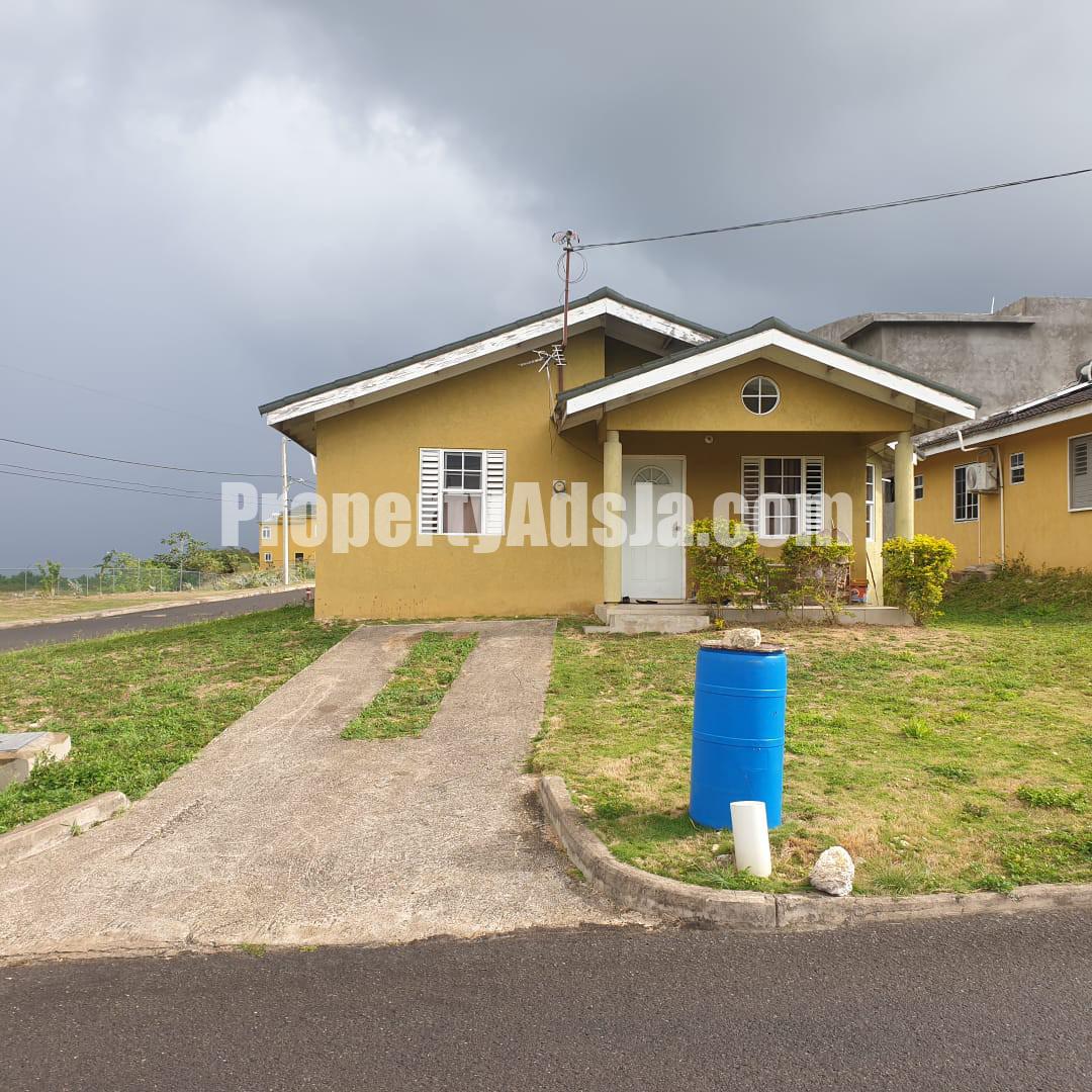 House For Sale in Stonebrook Vista, Trelawny Jamaica