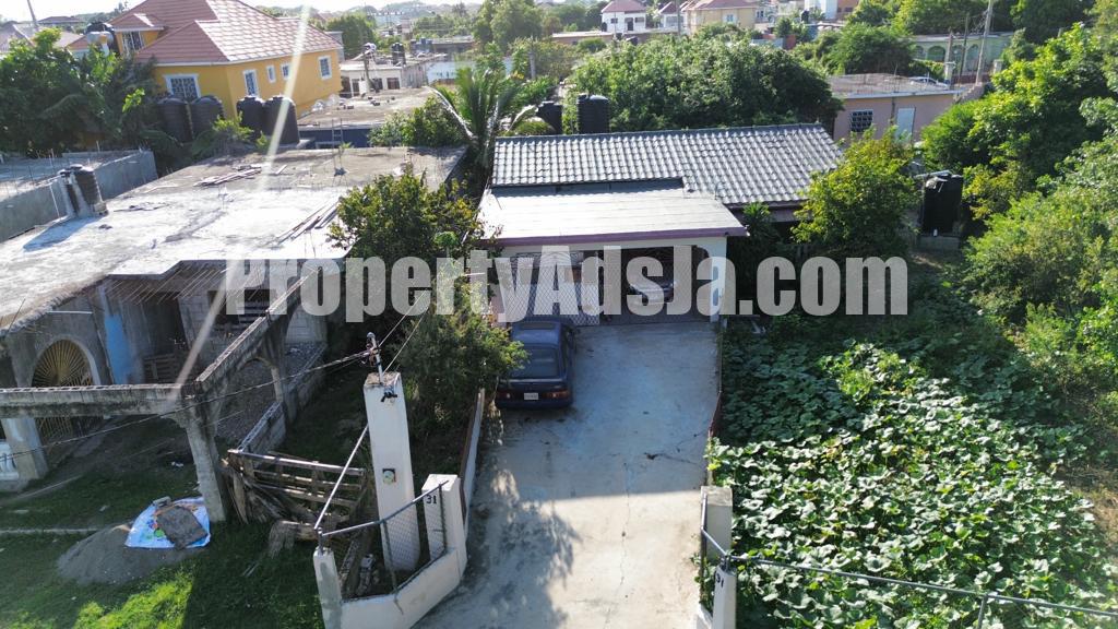 House For Sale in Cedar Grove, St. Catherine Jamaica