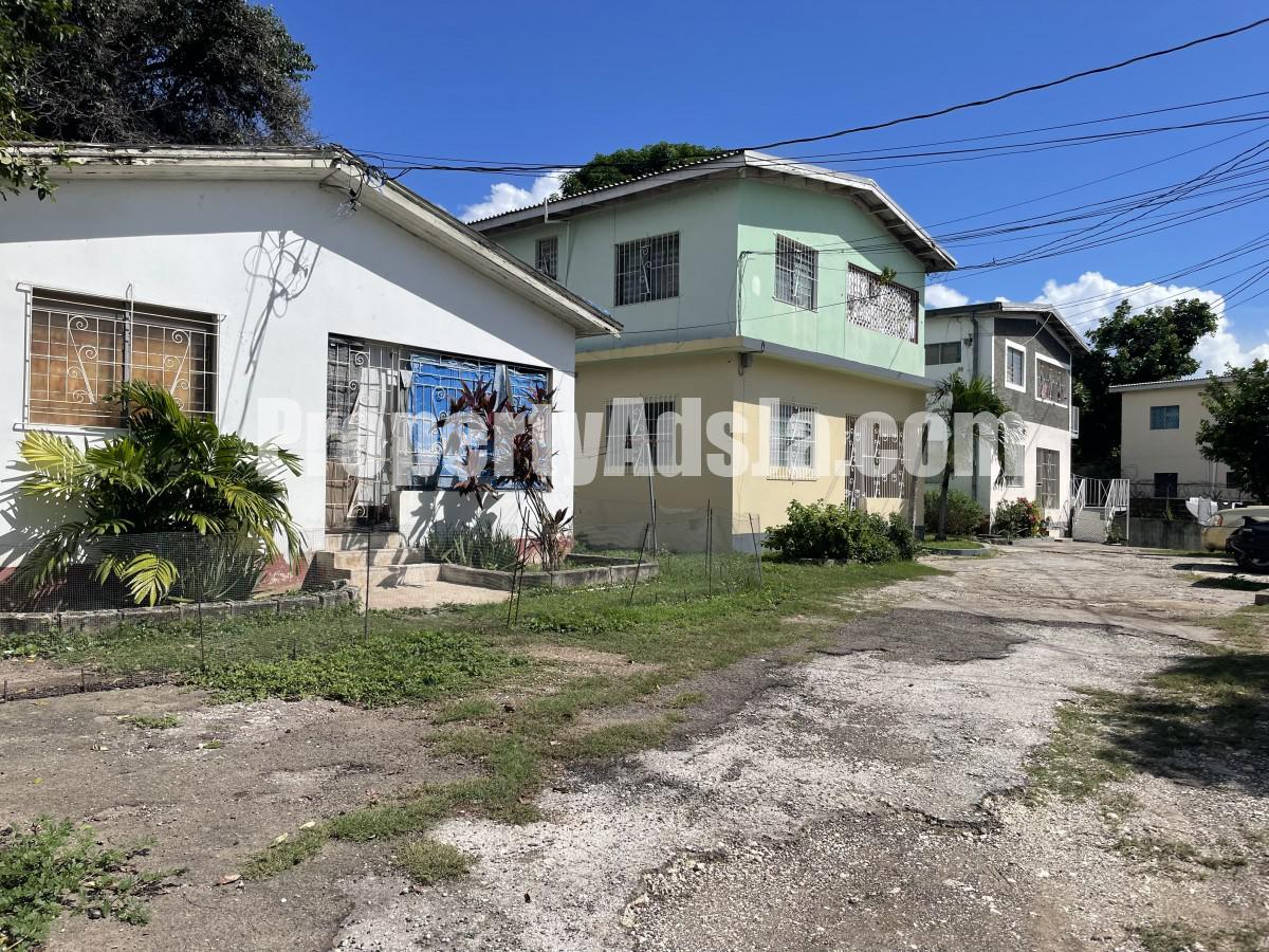 Apartment For Sale in Kingston 19, Kingston / St. Andrew Jamaica