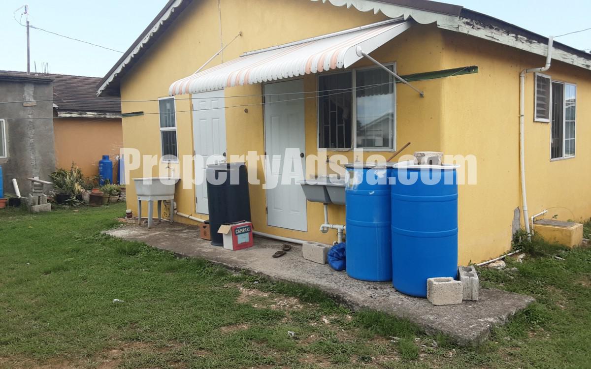 House For Sale in New Harbour Village Old Harbour, St. Catherine