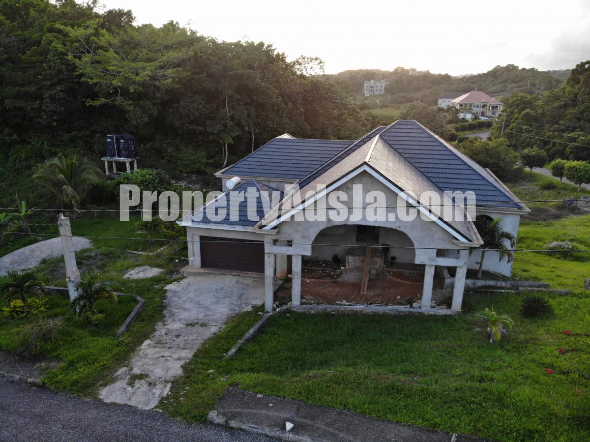 House For Sale in Mandeville, Manchester Jamaica