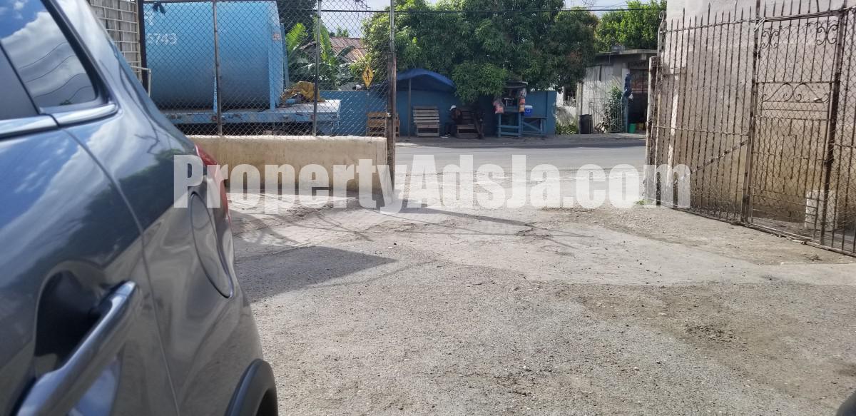 Commercial building For Sale in Waltham, Kingston / St. Andrew Jamaica
