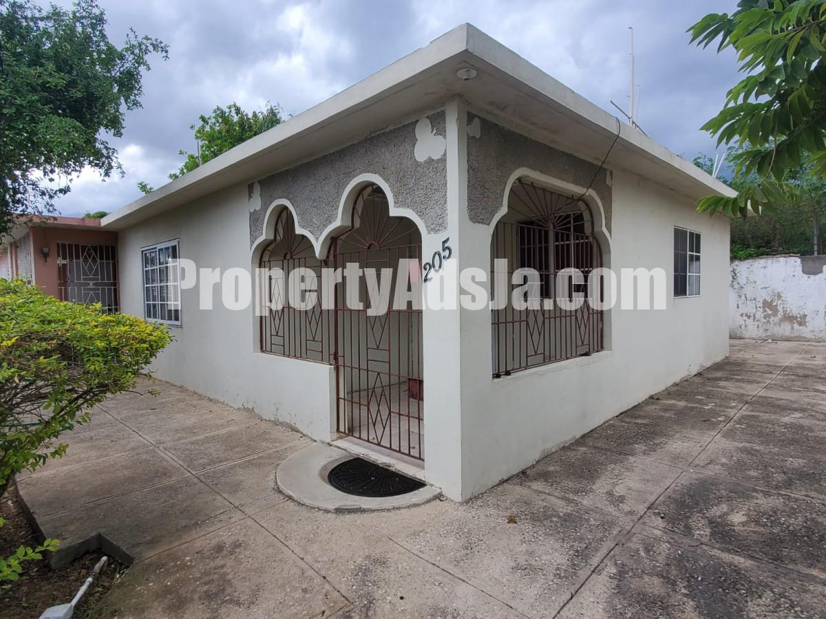 House For Sale in West Cumberland, St. Catherine Jamaica