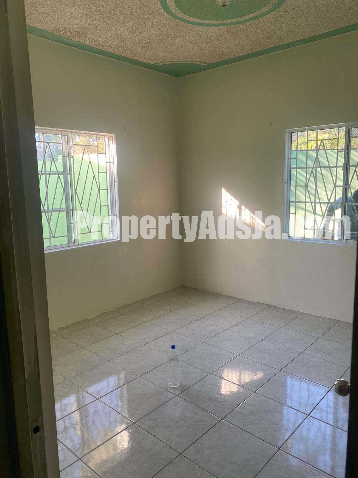 Flat For Rent in Innswood Village, St. Catherine Jamaica