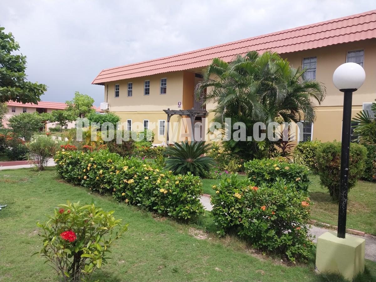 Apartment For Sale in Portmore, St. Catherine Jamaica