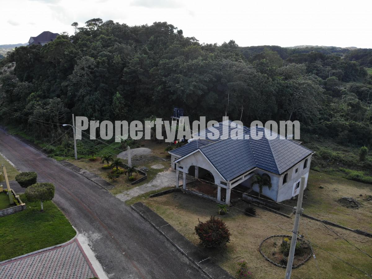 House For Sale in Mandeville, Manchester Jamaica
