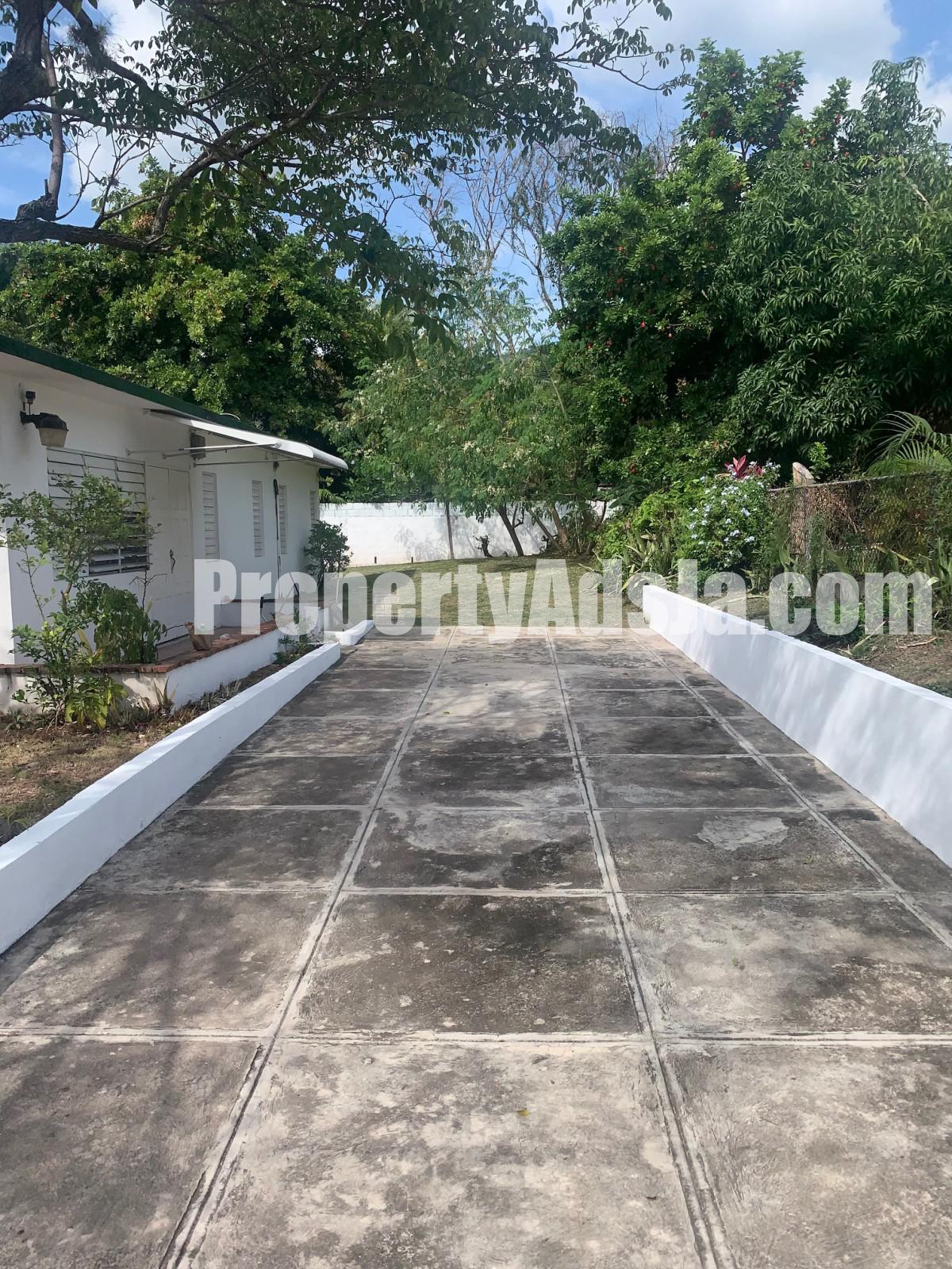 House For Rent in HOPE PASTURES, Kingston / St. Andrew Jamaica