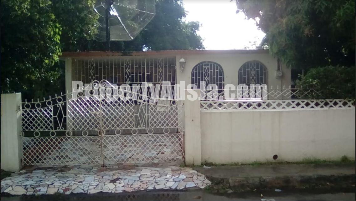 House For Sale in Meadowbrook, Kingston / St. Andrew Jamaica