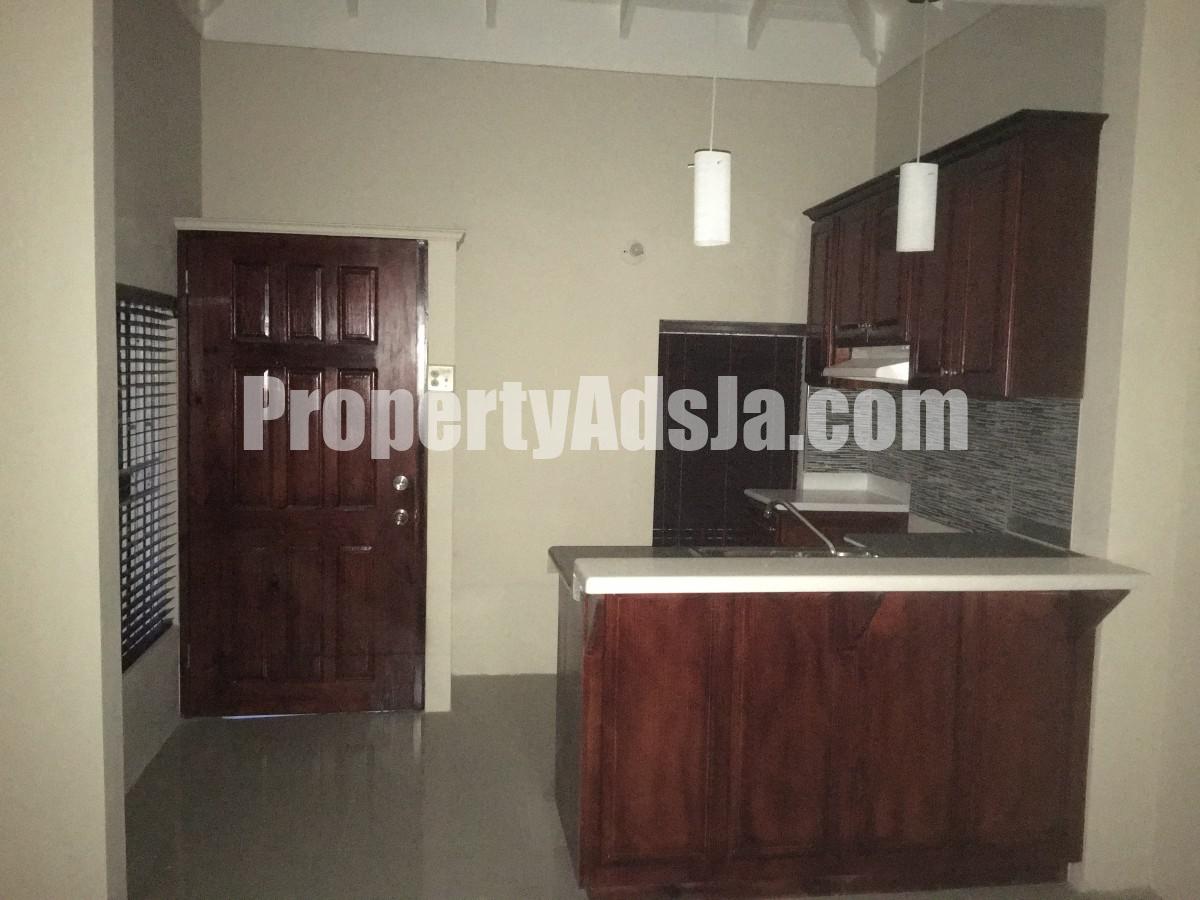 Apartment For Rent in Meadowbrook area, Kingston / St. Andrew Jamaica