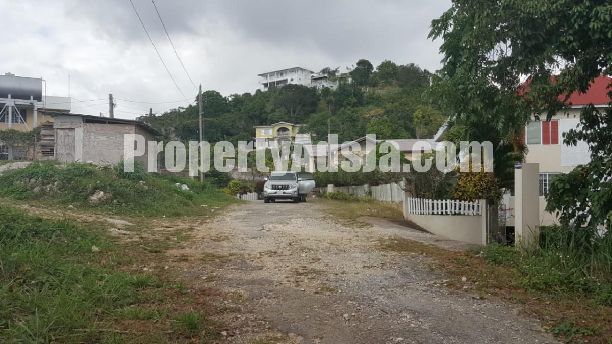 Residential lot For Sale in Red Hills, Kingston / St. Andrew Jamaica