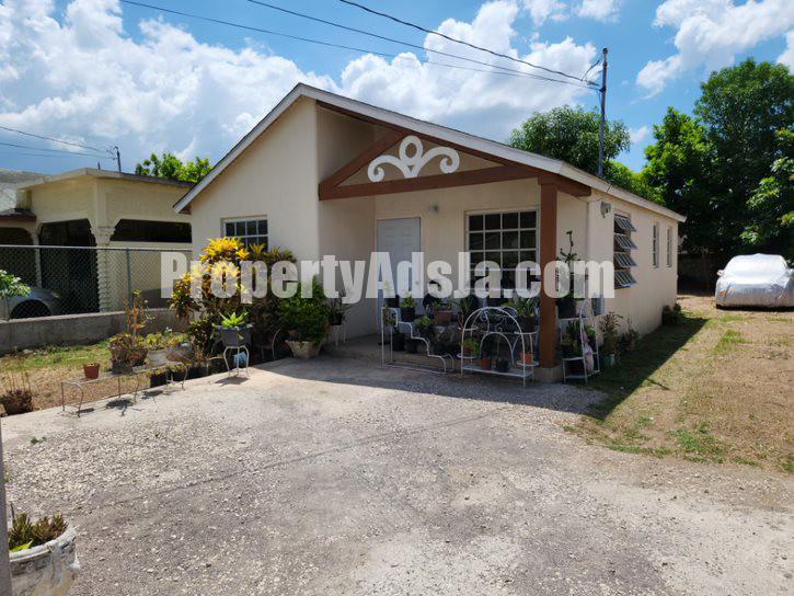 House For Sale in White Water Meadows, St. Catherine Jamaica