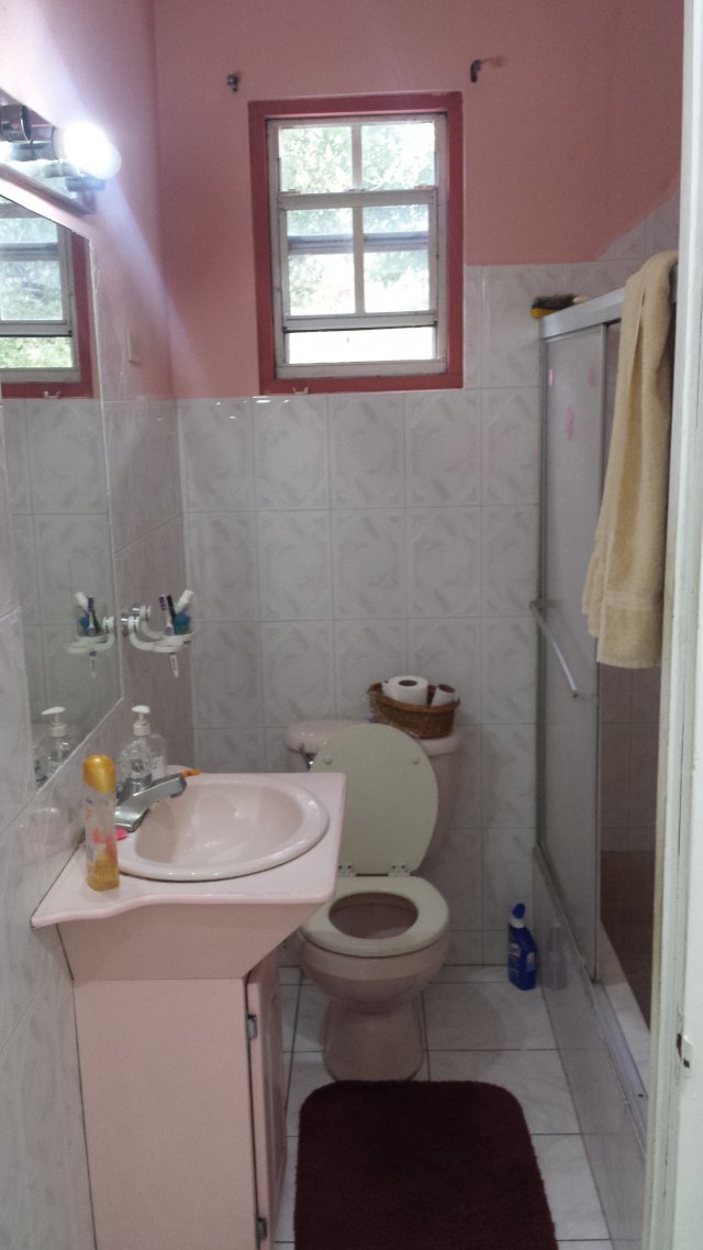 House For Rent in Deanery Elletson Rd, Kingston / St. Andrew Jamaica