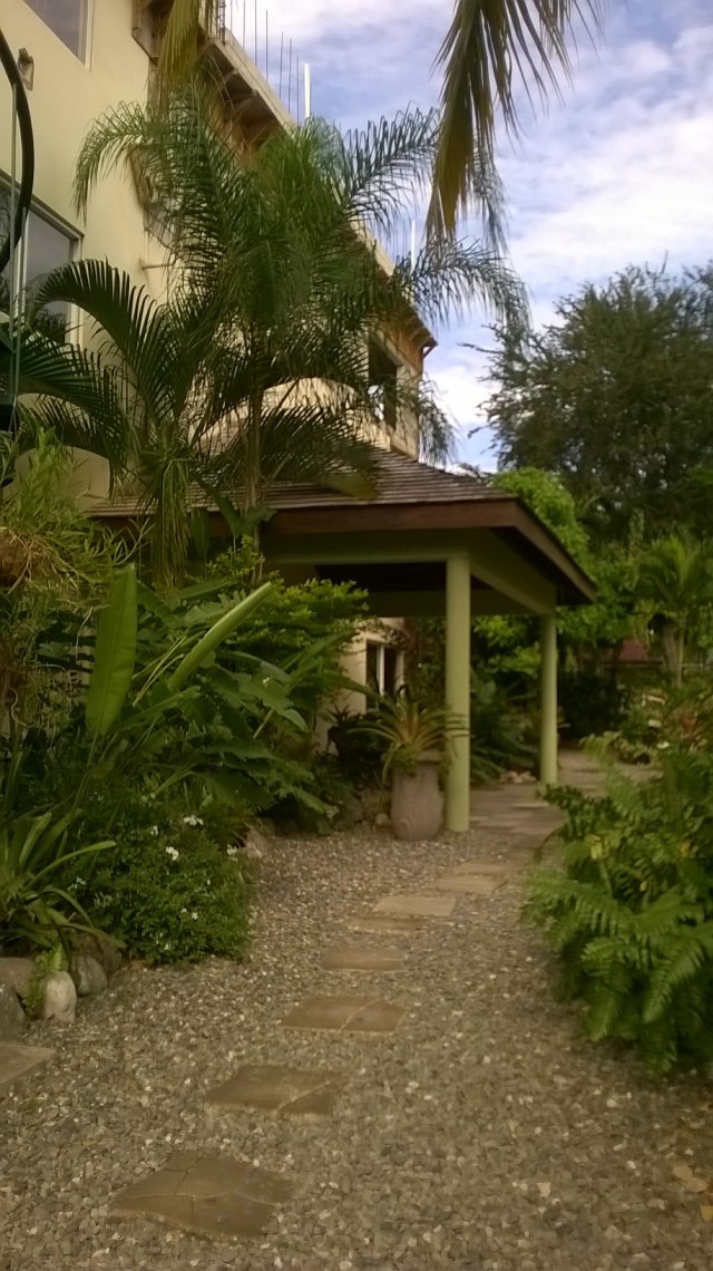 Commercial building For Rent in Hope Road, Kingston / St. Andrew