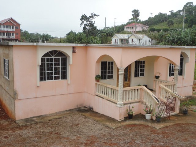House For Rent In Mandeville Manchester Manchester Jamaica