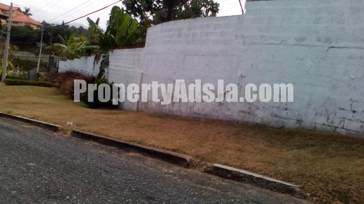 House For Sale in NORBROOK, Kingston / St. Andrew Jamaica