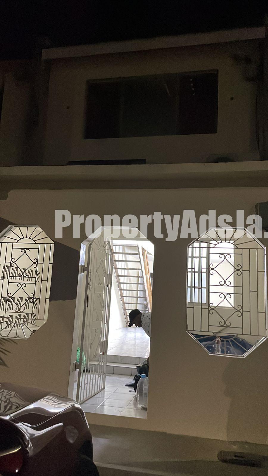 Townhouse For Rent in Redhills Road, Kingston / St. Andrew Jamaica