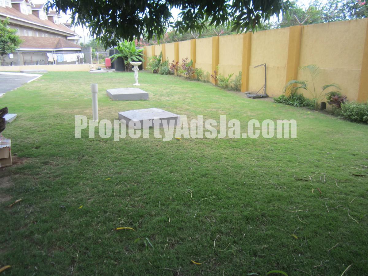 Apartment For Rent in Ziadie Gardens, Kingston / St. Andrew Jamaica