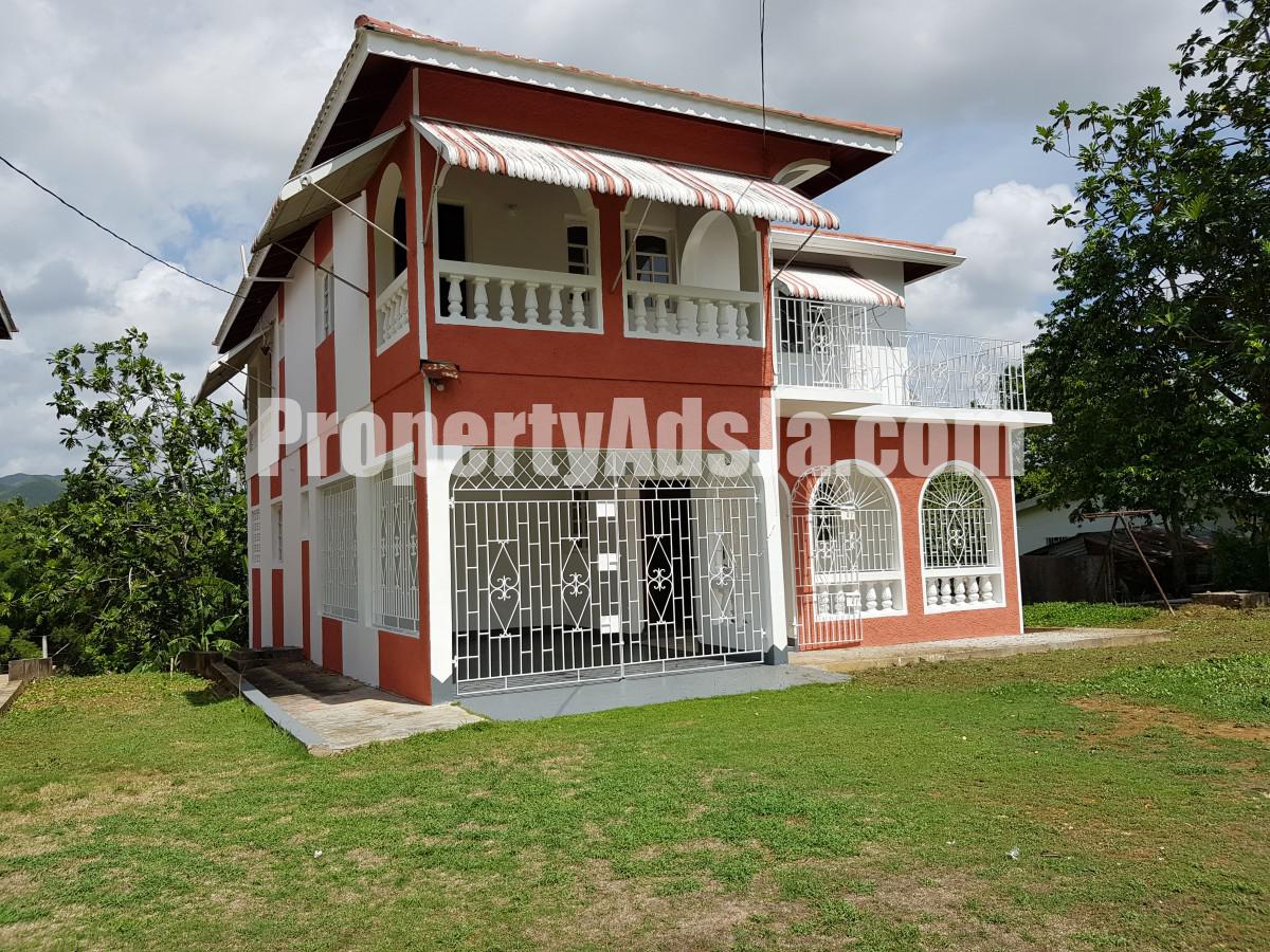 House For Sale in Lake Meadows Linstead, St. Catherine Jamaica