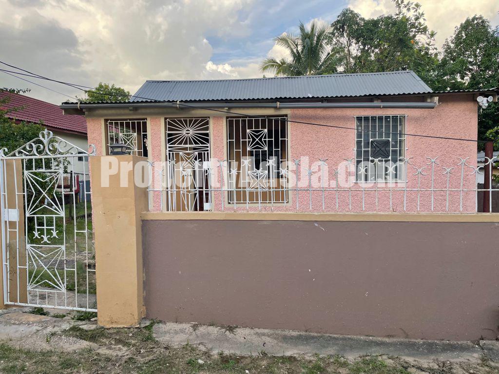 House For Rent in Bog Walk, St. Catherine Jamaica