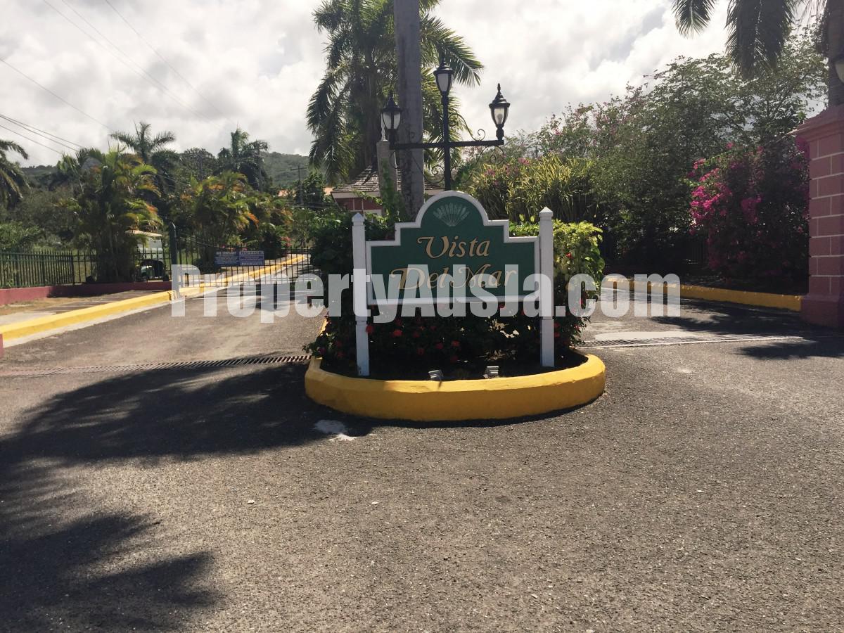 House For Sale in Drax Hall, St. Ann Jamaica