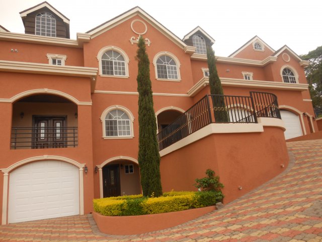 Unique Apartments In Mandeville Jamaica for Large Space