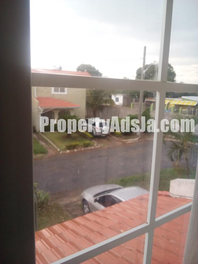 Townhouse For Sale in Morris Meadows, St. Catherine Jamaica