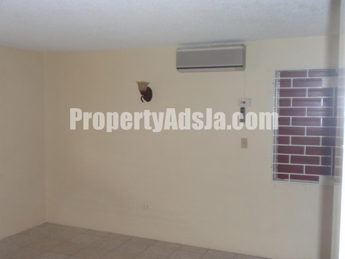 Apartment For Sale in Kensington Crescent, Kingston / St. Andrew Jamaica