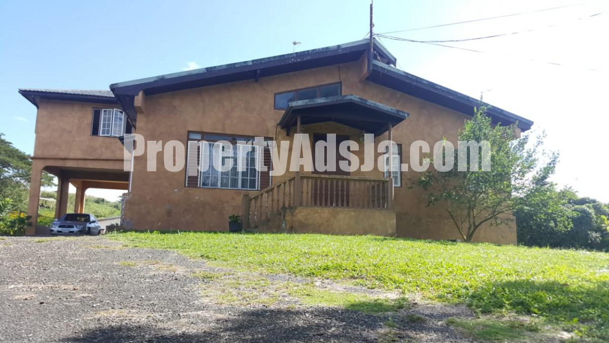 Commercial/farm land For Sale in Linstead, St. Catherine Jamaica