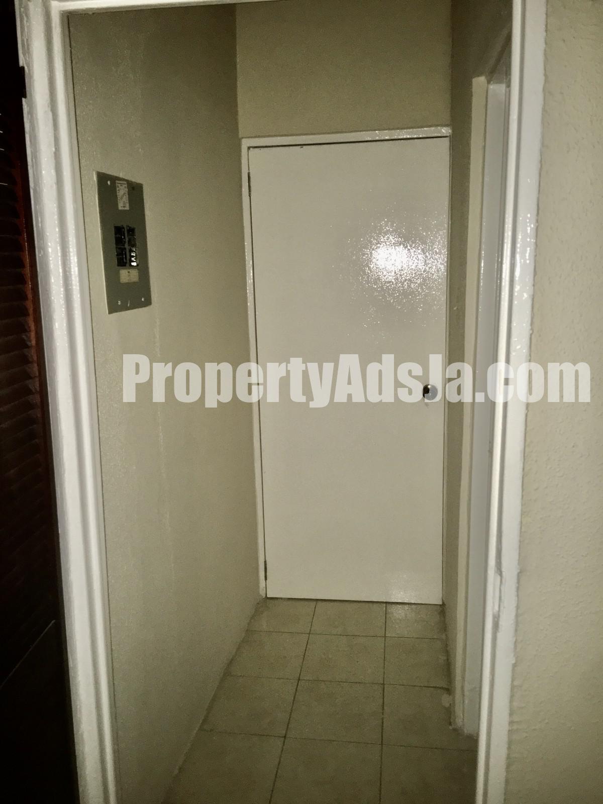 Apartment For Rent in Meadowbrook area, Kingston / St. Andrew Jamaica