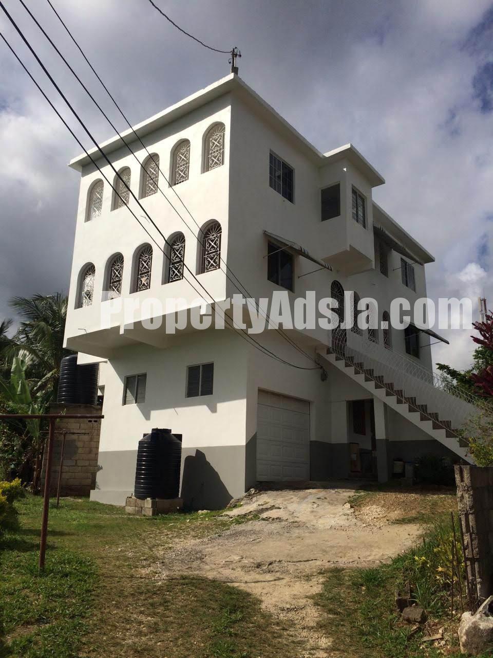 House For Sale in Williamsfield PO, Manchester Jamaica