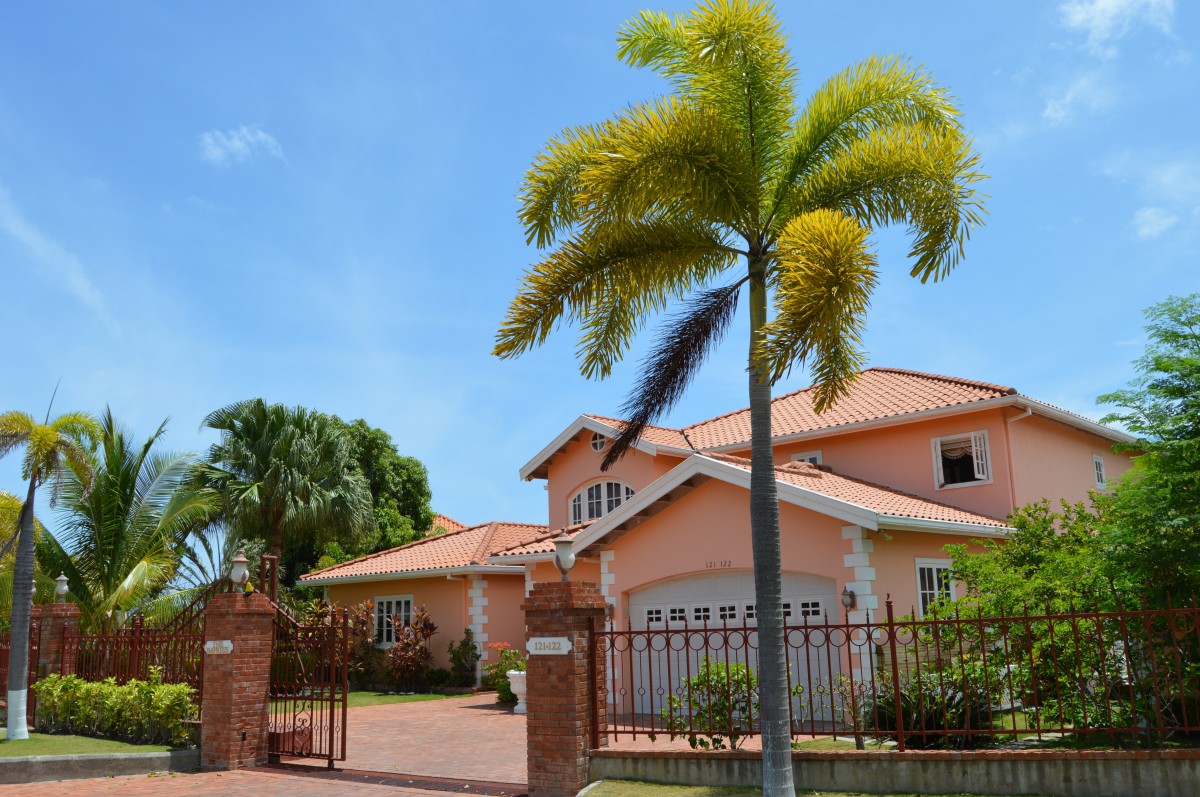 House For Sale in Drax Hall, St. Ann Jamaica