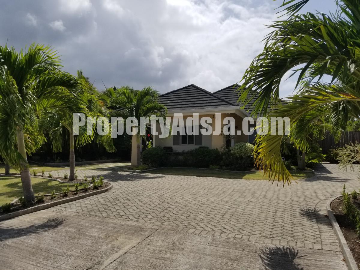 House For Rent in Richmond, St. Ann Jamaica