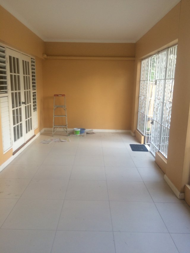 Townhouse For Rent in PADDINGTON TERRACE KINGSTON, Kingston / St