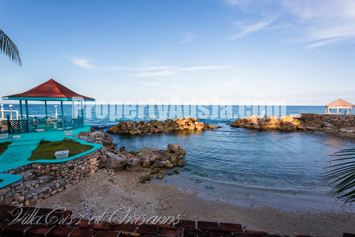 Apartment For Sale in Tower Isle, St. Mary Jamaica