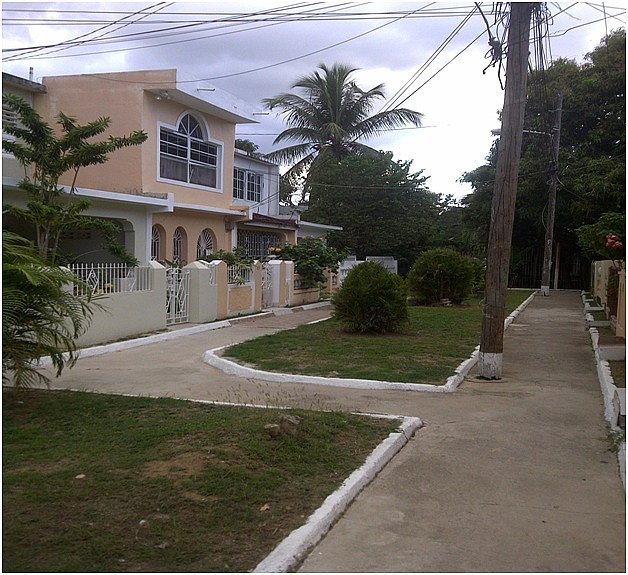 Townhouse For Sale in Ensom Acres, St. Catherine Jamaica