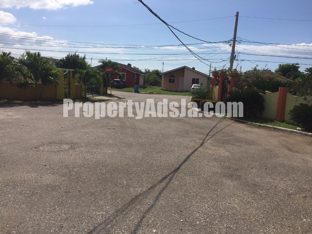 House For Sale in Old Harbour, St. Catherine Jamaica