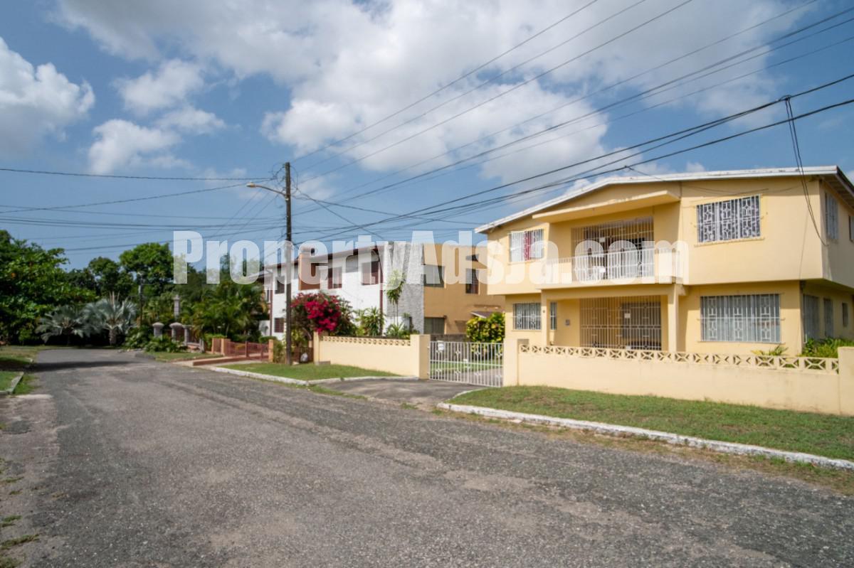 House For Sale in Barbican, Kingston / St. Andrew Jamaica