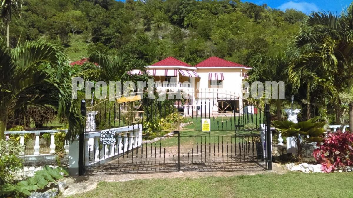 House For Sale in Jackson Town, Trelawny Jamaica